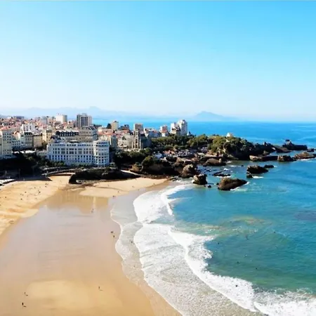 Renove Pour 4 Pers En Centre De A 250m De La - Fr-1-3-581 Apartment Biarritz